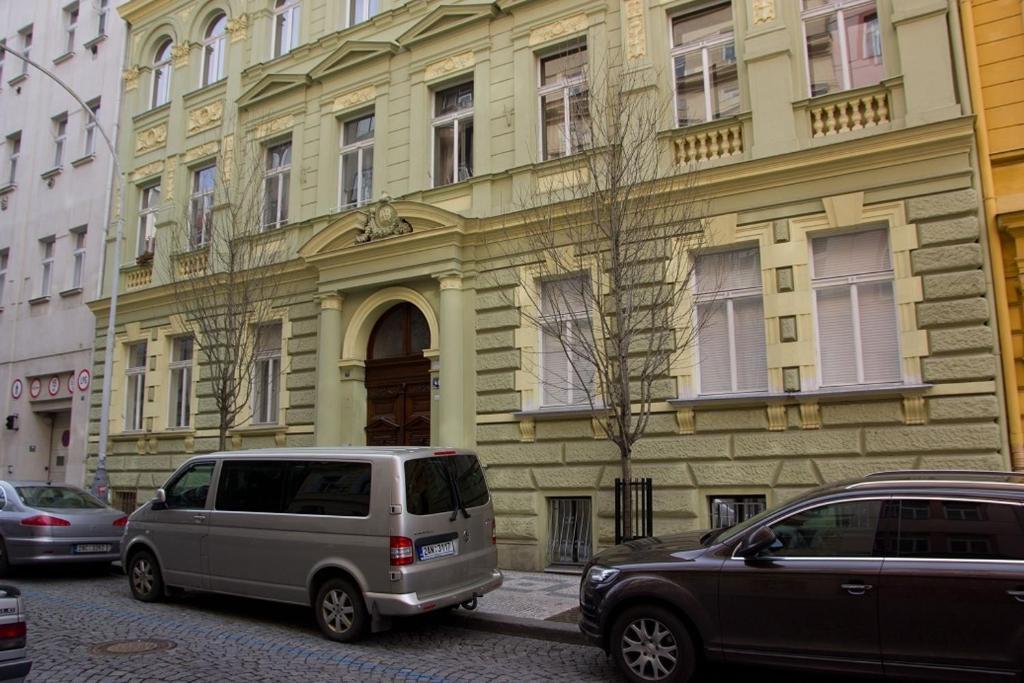 Metropolitan Studios Praga Exterior foto